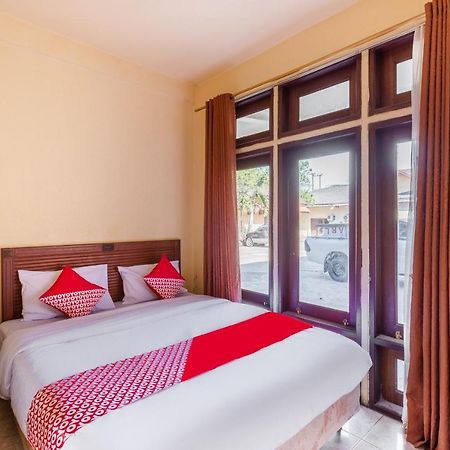 Oyo 3107 Hotel Temindung Samarinda Eksteriør bilde